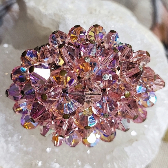 Pink Aurora Borealis Bicone Huge Oval Crystal Silver Tone Vintage Brooch Pin - Picture 9 of 11